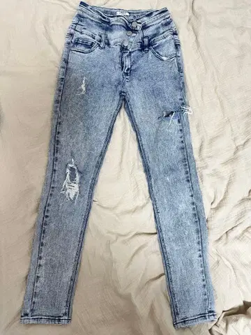 INGNI 하이웨스트 데미지 데님