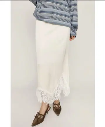 SLY 화이트 레이스 밑단 롱 스커트