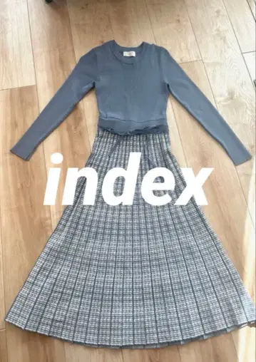인덱스 자카드 플리츠 니트 원피스 롱 M 블루