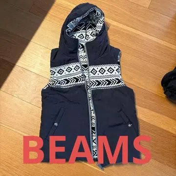 BEAMS 노르딕 무늬 다운 베스트