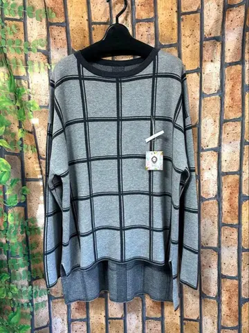 [ 새상품 ] Sale!! 그레이 체크 무늬 니트 긴팔 여성복