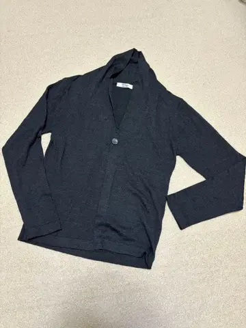 VITTER (비타레) 워셔블 울 이탈리아제 그레이 가디건