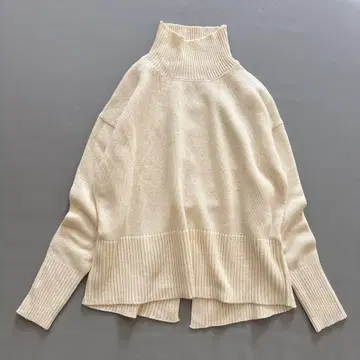 택 포함 미사용 인내추럴 울 하이넥 니트 풀오버