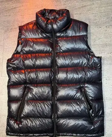 HERNO 블랙 다운 베스트 사이즈 50 새상품급