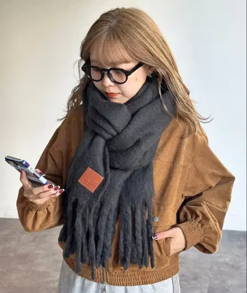 CPCM 복슬복슬 벌키 머플러 차콜 그레이