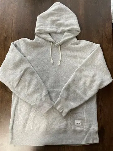 UNDEFEATED x Champion 리버스 위브 후드티