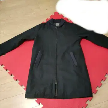 울 옷깃, 소매 리브 사용 롱 코트 블랙