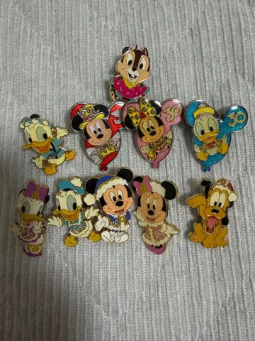디즈니 핀 배지