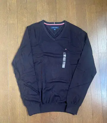 TOMMY HILFIGER 블랙 V넥 스웨터 남성용 M