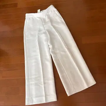 바나나리퍼블릭, 화이트 와이드 팬츠