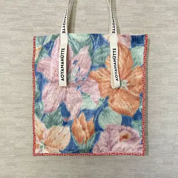 아오야마 퓌테 토트백