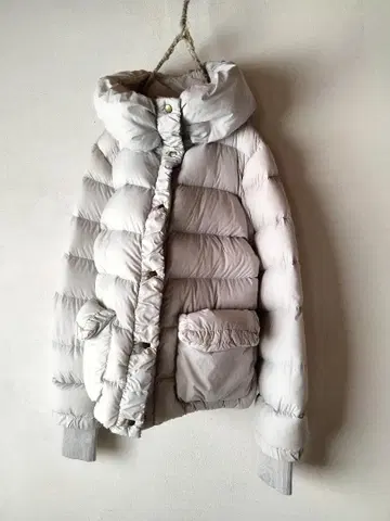 새상품급 초경량 푹신한 페더 다운 점퍼 자켓 연그레이 M