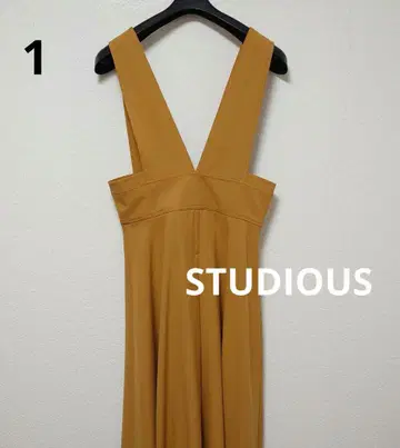 스튜디오스 턱 플레어 레이어드 맥시 OP