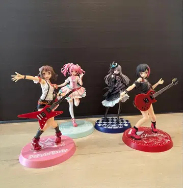 Poppin'Party 피규어 세트