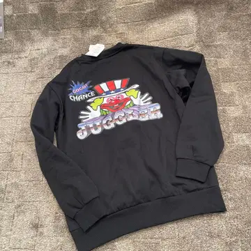 새상품 M 저글러 클레이지 크라운 디자인 맨투맨