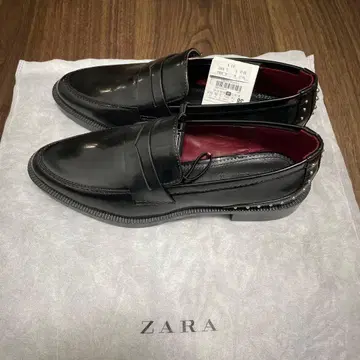 ZARA 블랙 로퍼 38