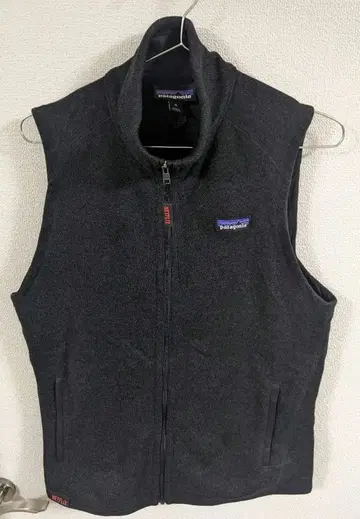 파타고니아 베터 스웨터 베스트 넷플릭스 기업 로고 사이즈 M