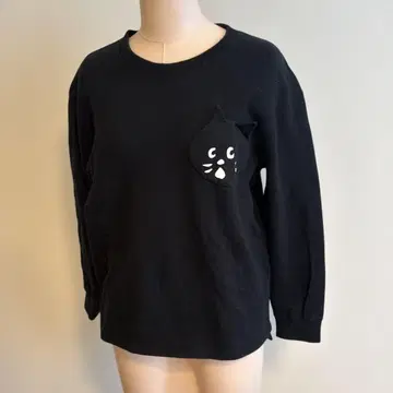 네넷 애니멀 풀오버 맨투맨 블랙