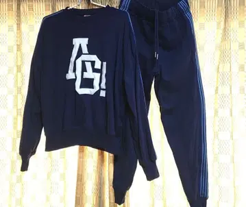 [ 새로운 학교의 리더즈 ] 새로운 학교의 맨투맨 상하의 세트 S 사이즈