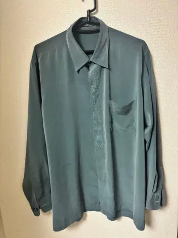 T&C 스카이블루 자수 셔츠