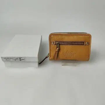 택 포함 미사용 새상품 Dakota 접이식 지갑