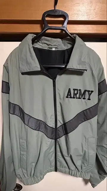 ARMY 로고 그레이 나일론 자켓