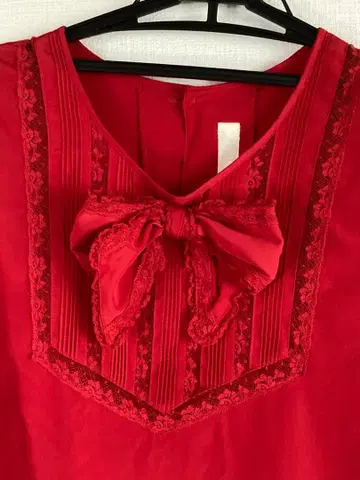 PINKHOUSE 리본 포함 빨간색 긴팔 블라우스 핑크하우스