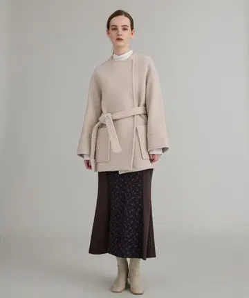 PUBLIC TOKYO 울 노카라 숏코트