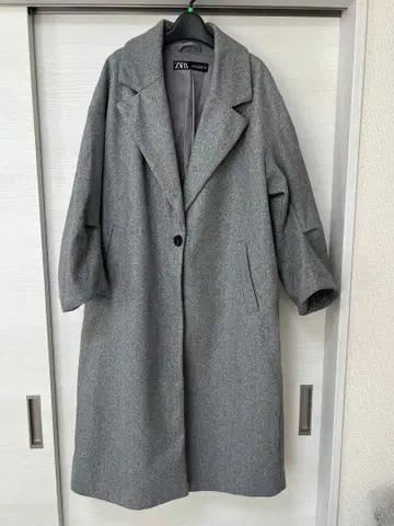 [ 새상품 미사용 ] ZARA 체스터 코트 그레이 사이즈 S~M 상당