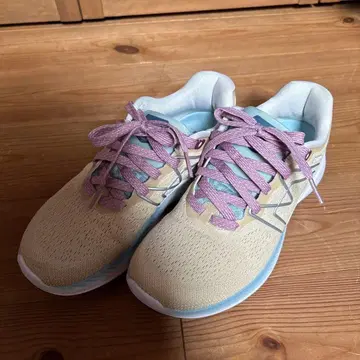 KARHU FUSION 35 베이지/스카이블루/핑크 스니커즈