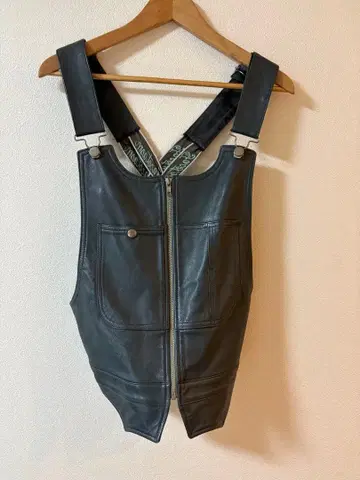 파세타즘 가죽 베스트 FACETASM