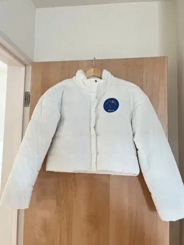 숏 기장 | 화이트 다운 자켓