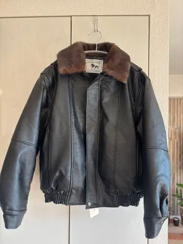 블랙 레더 봄버 자켓