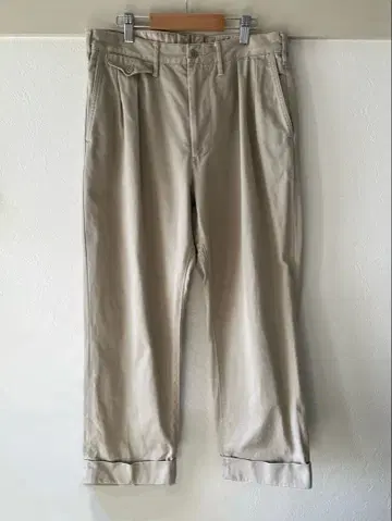 HEAVY WEAPON 2 TUCK OFFICER CROPPED 팬츠