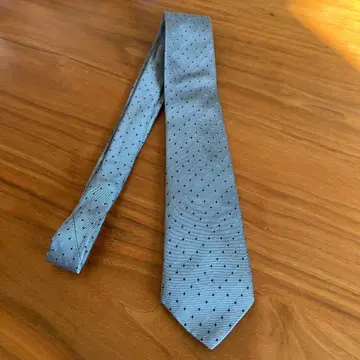라이트 블루 도트 무늬 슬림 넥타이