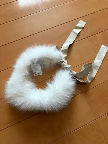 MS GRACY 폭스 탈부착 카라 목도리 퍼