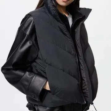 유니클로 퍼프 테크 크롭 베스트 XL