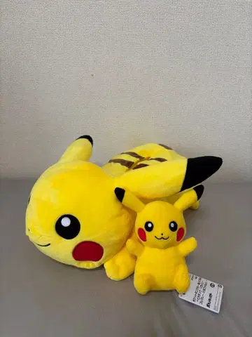 [ 미사용 ] 포켓몬 피카츄 봉제 인형 + 티슈 커버