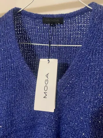 [미사용 M 사이즈] MOGA 라메 믹스 파랑 V넥 니트 스웨터