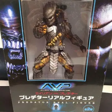 에이리언 VS 프레데터 프레데터 리얼 피규어 (리얼 채색)