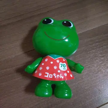코로짱 70th 딸기 무늬 피규어