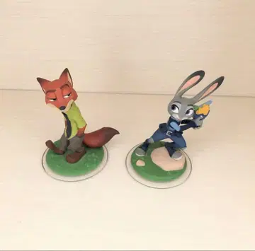 주토피아 닉 주디 피규어