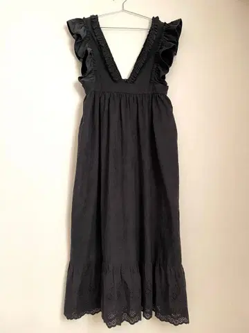 메리제니 피치프릴 원피스