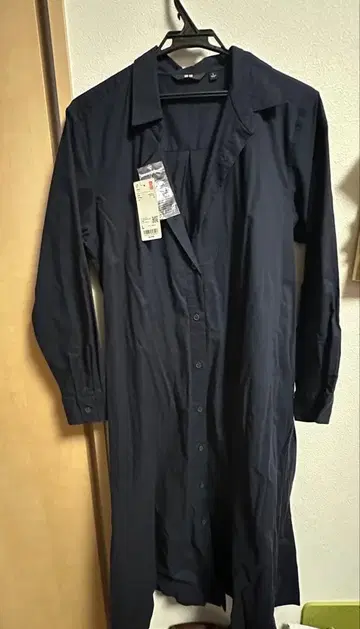 [미사용 새상품] 블랙 셔츠 드레스 긴팔 무릎 기장