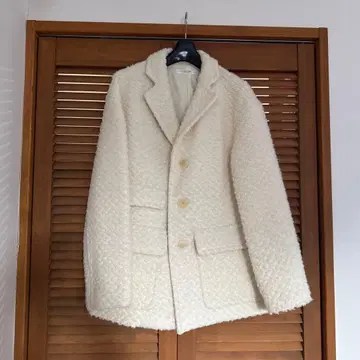 MACPHEE 아이보리 보아풍 테일러드 자켓