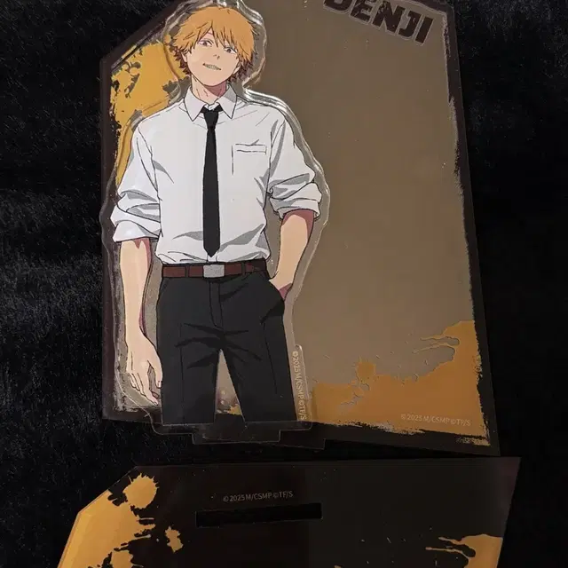 체인소맨 홍대 팝업 덴지 투광 아크릴 스탠드