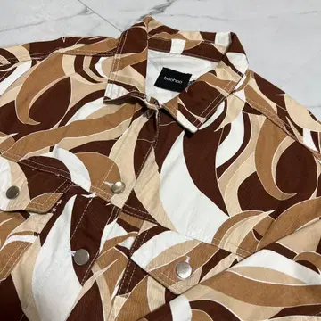새상품 boohoo 브라운 베이지 자켓 푸치 패턴