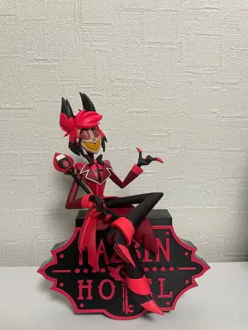 해즈빈 호텔 알래스터 피규어