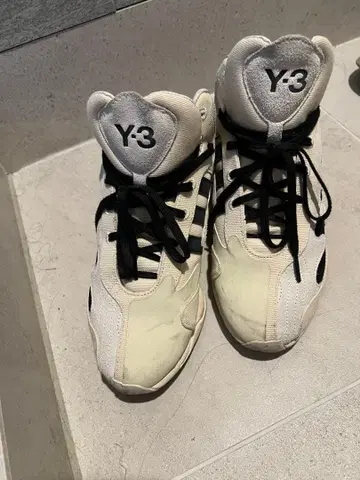 Y-3 하이컷 스니커즈 화이트/블랙