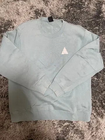 HUF 맨투맨 M 사이즈 우주 그래픽